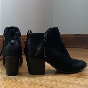 STEVE MADDEN heeled booties